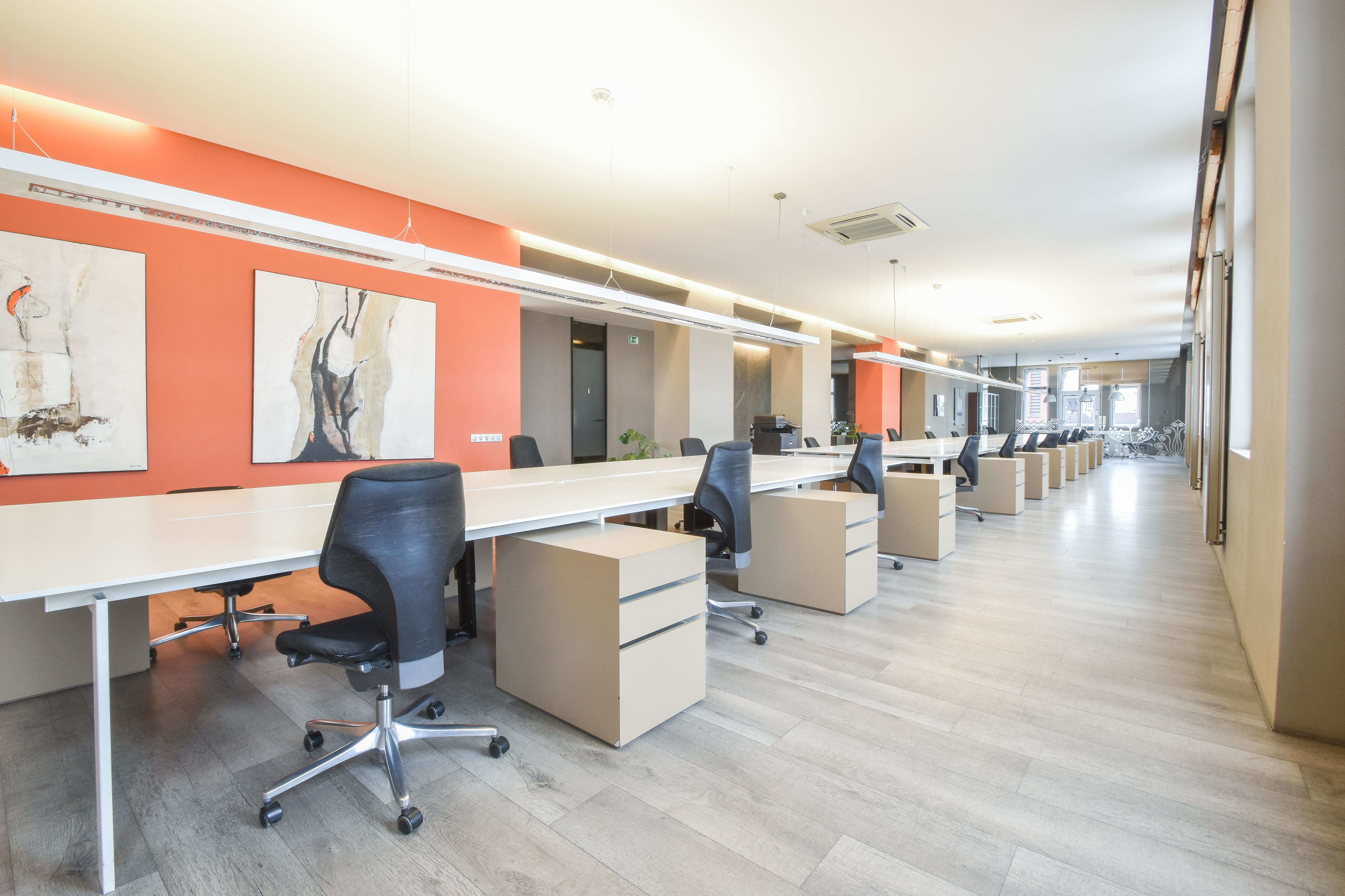Pronájem luxusních kanceláří v centru Olomouce - obrázek č.10
