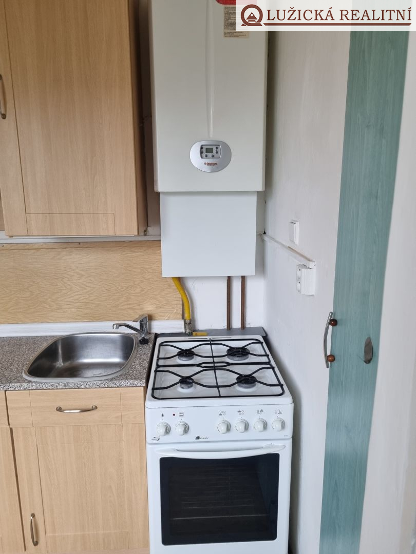 Pronájem družstevního bytu 3+1 v centru Rumburku.Nájem 8500 - obrázek č.2