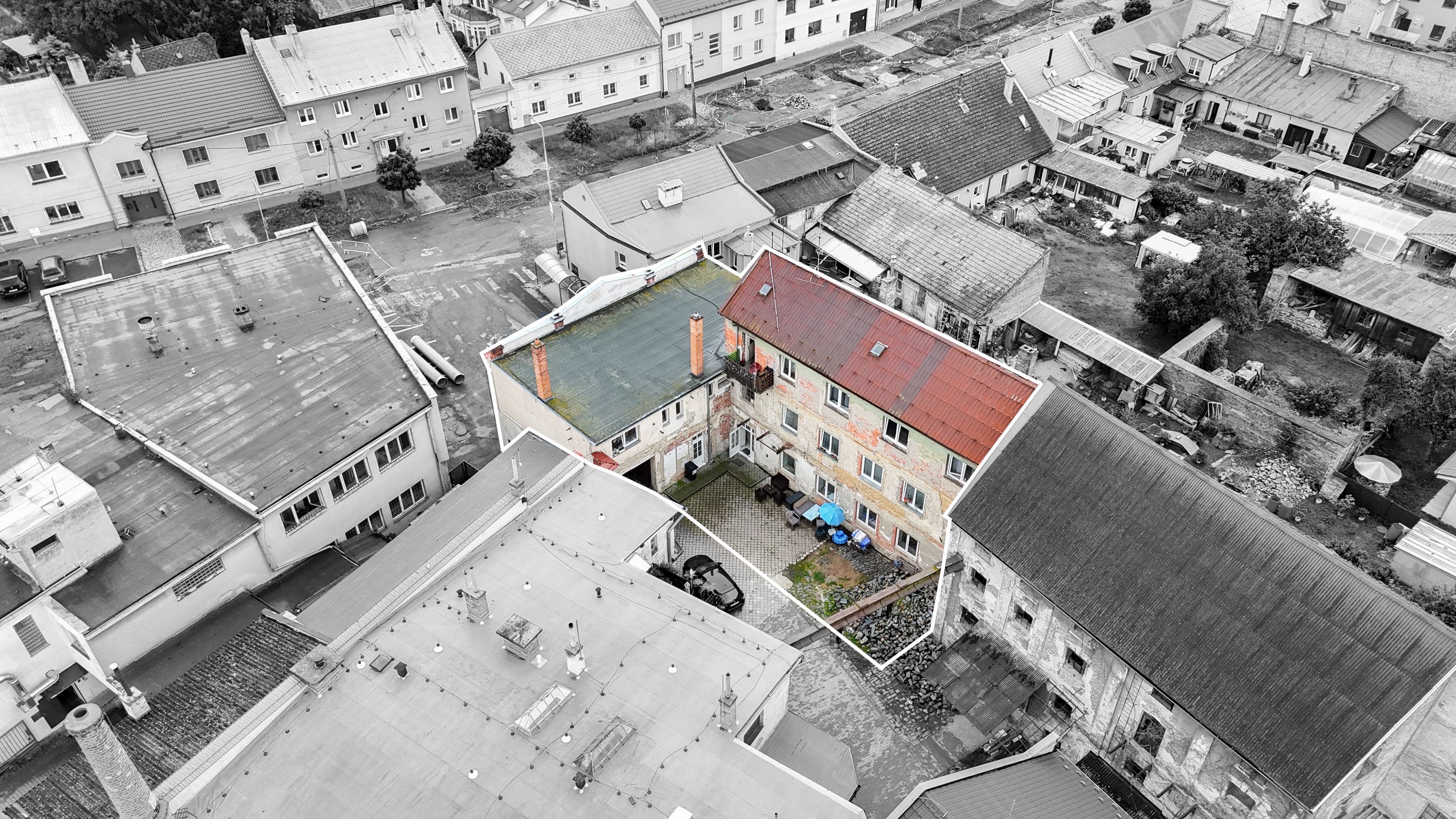 Prodej objektu s pěti byty a prodejnou ve Velké Bystřici - obrázek č.4
