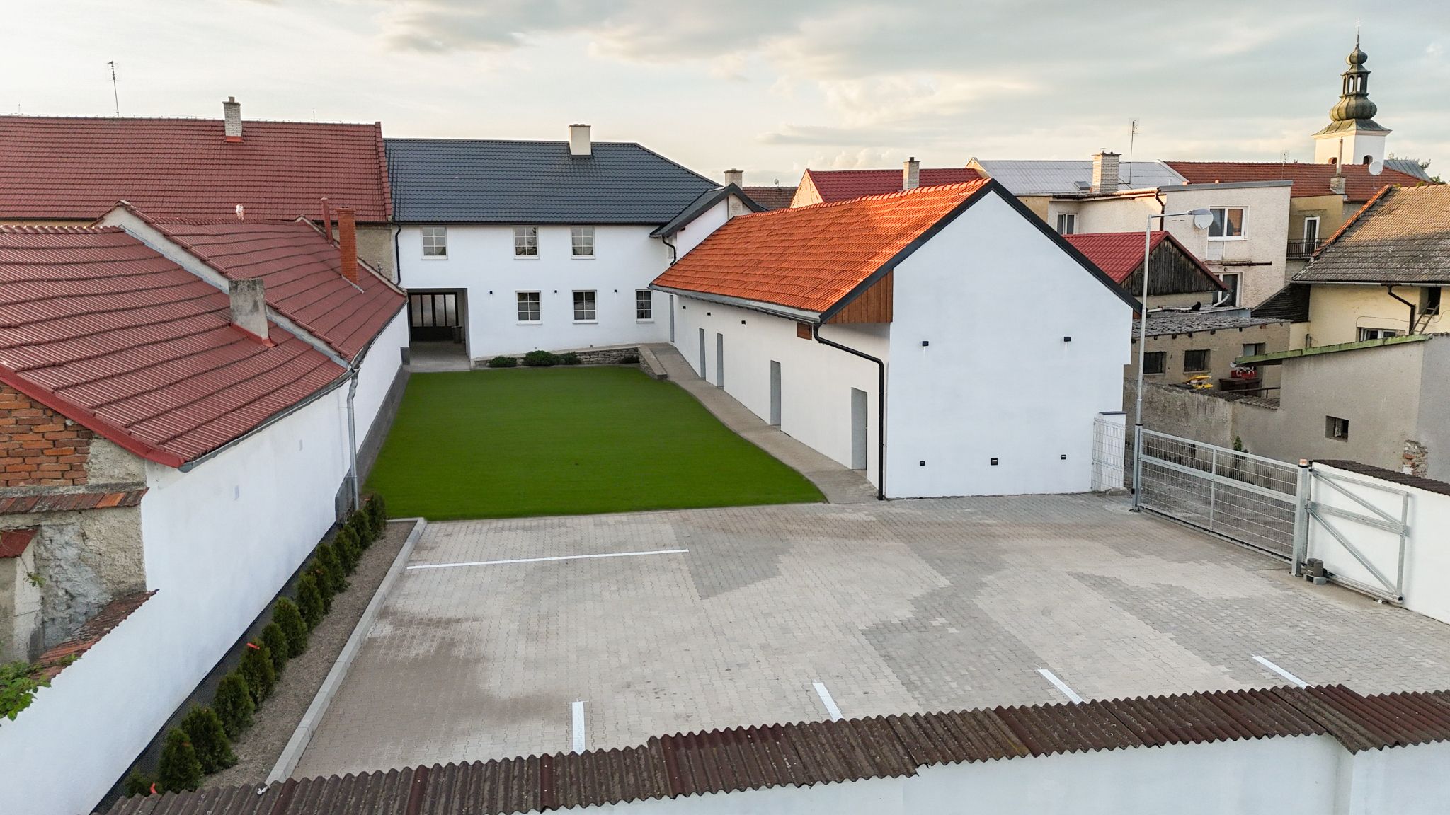 Prodej hezkého bytu 2+kk u Olomouce - obrázek č.14