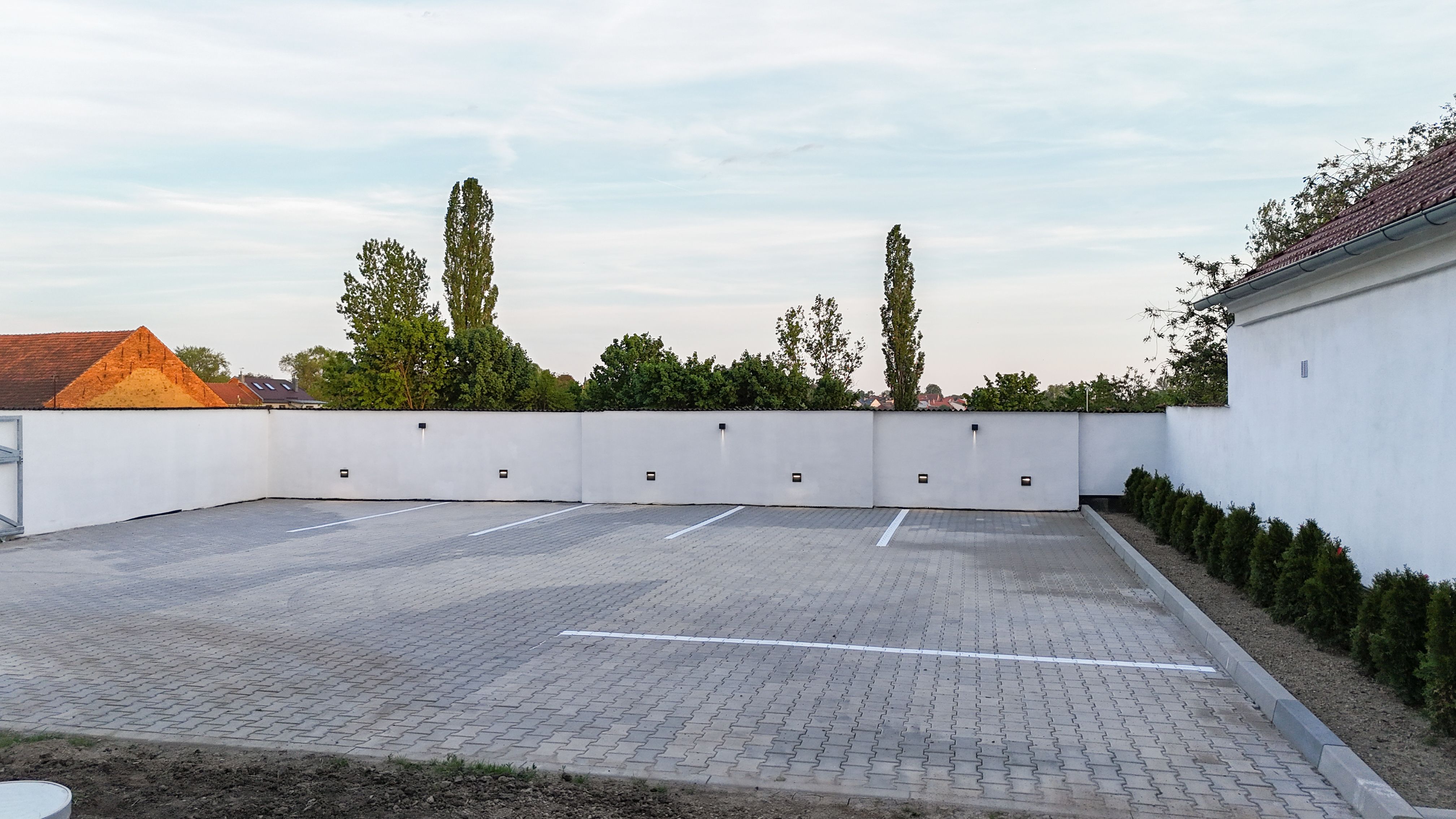 Prodej hezkého bytu 2+kk u Olomouce - obrázek č.19