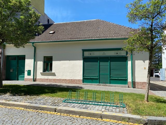 Pronájem NP, Malý Val, Kroměříž - titulní obrázek--