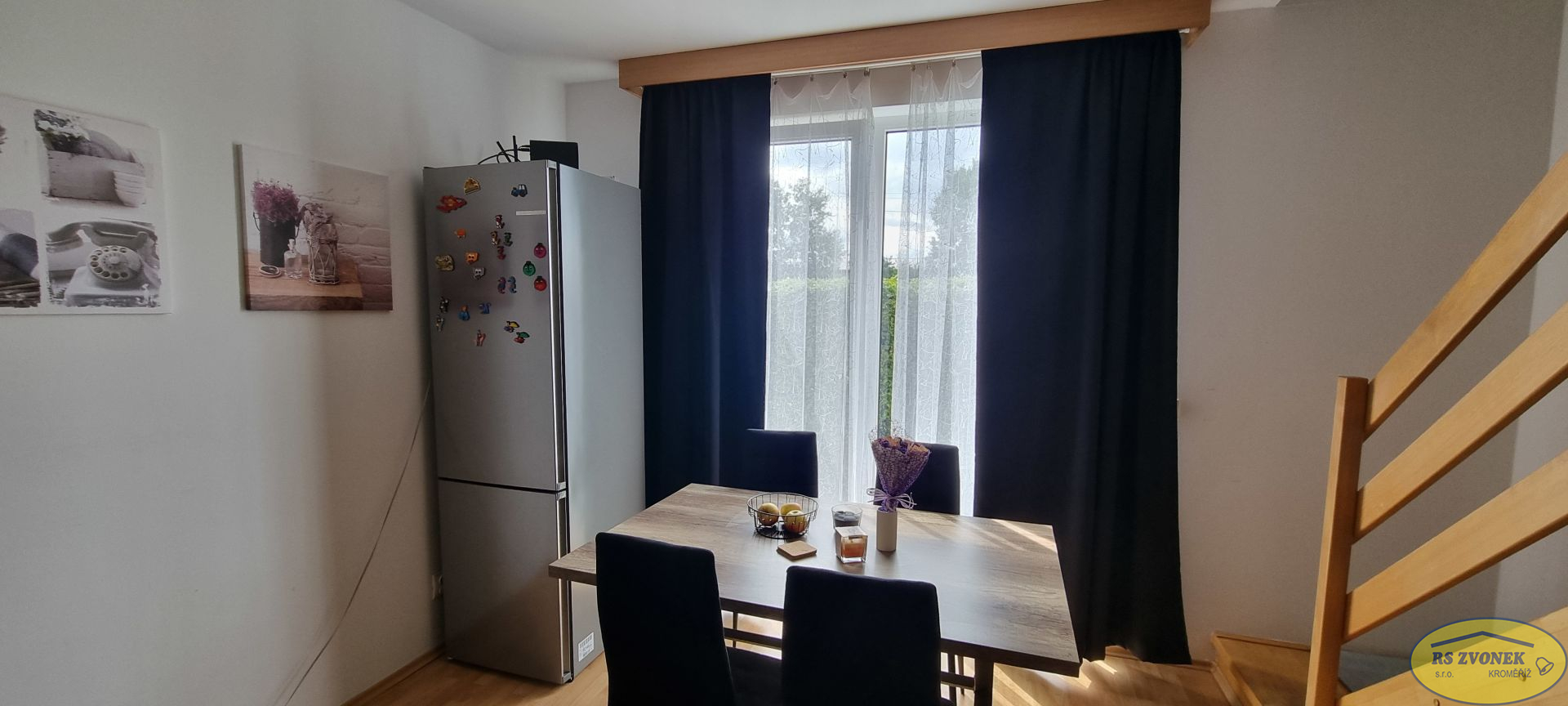 Prodej mezonetového bytu 2+KK s terasou, Dolní zahrady, KM - obrázek č.3