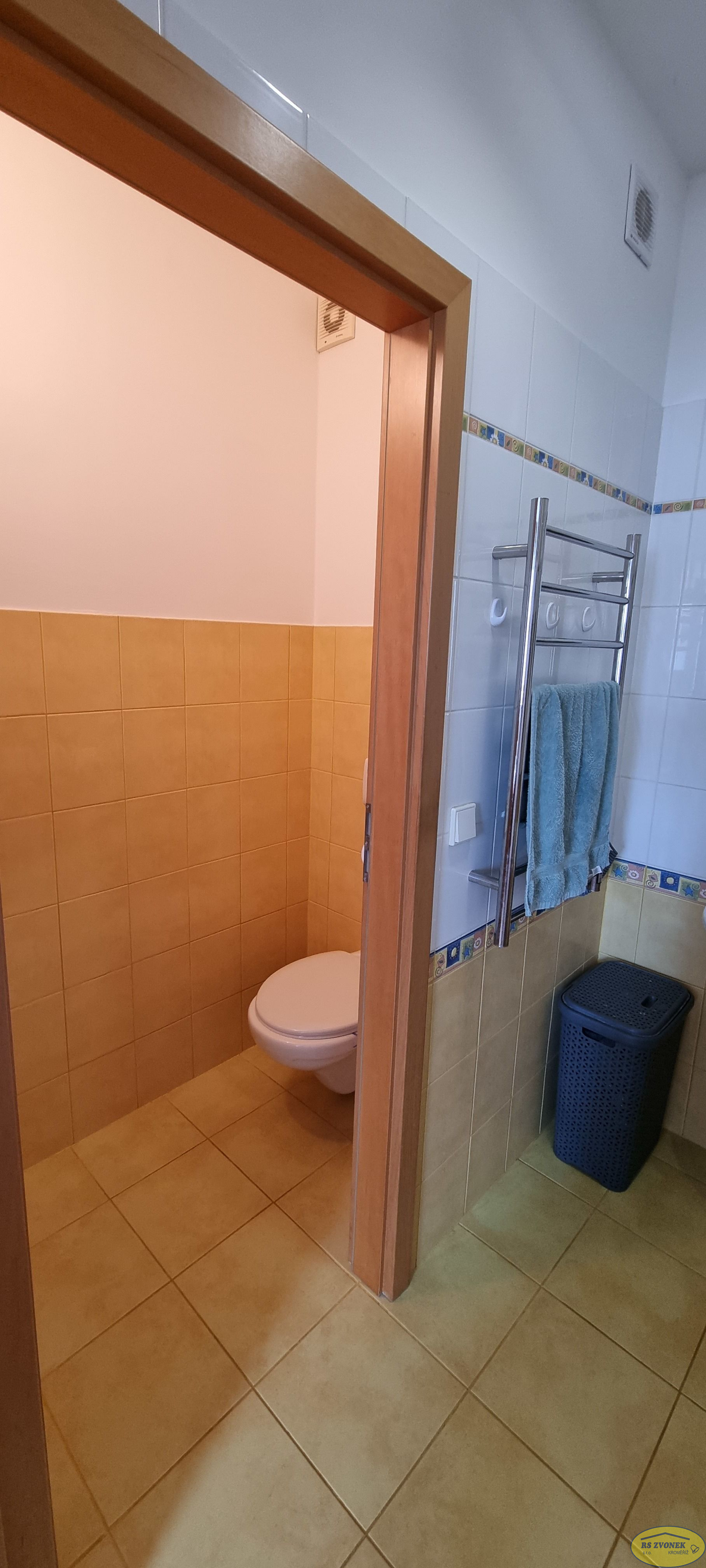 Prodej mezonetového bytu 2+KK s terasou, Dolní zahrady, KM - obrázek č.8