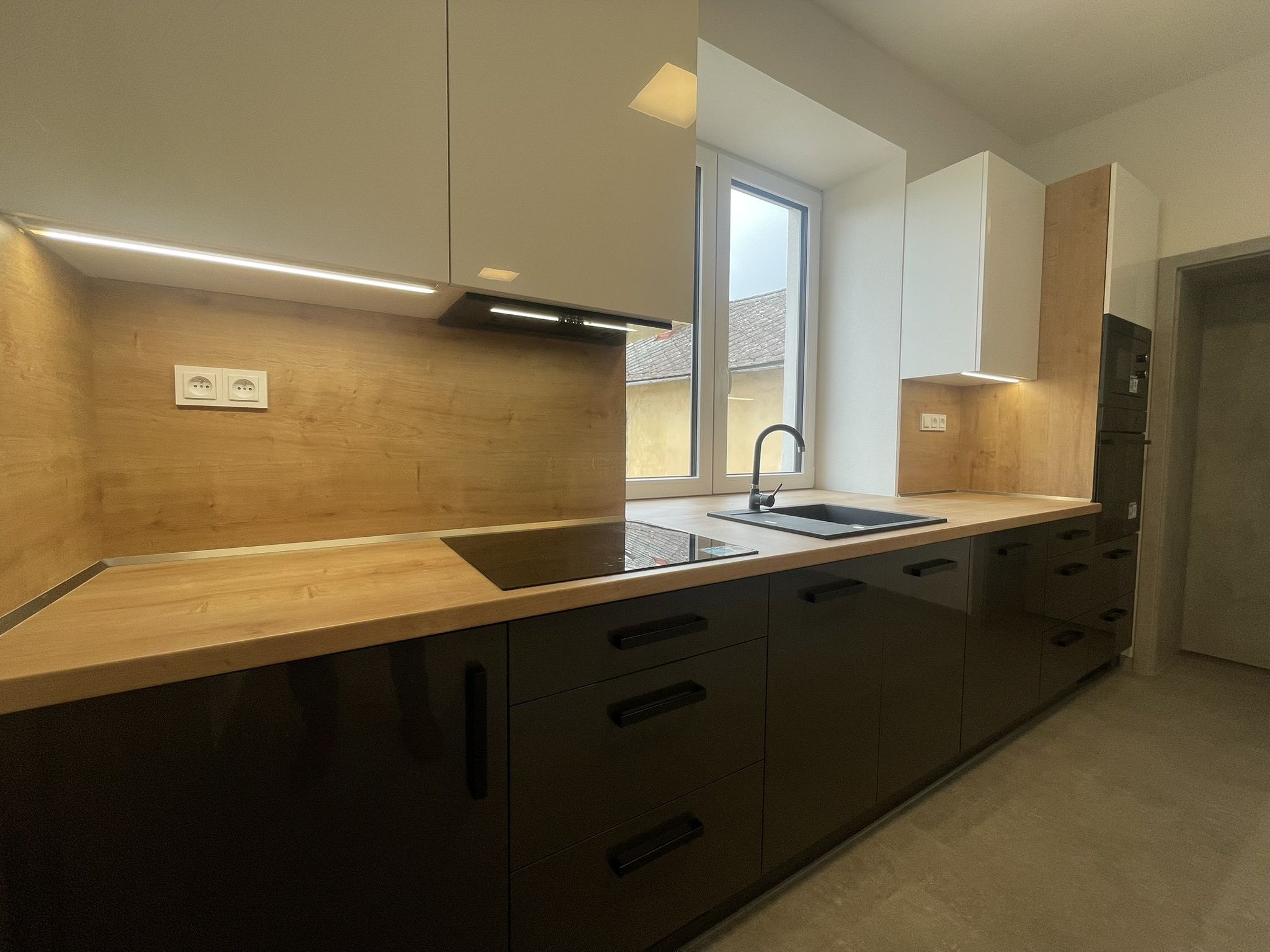 Pronájem, Byt 1+kk, 32m2, Hulín - titulní obrázek--
