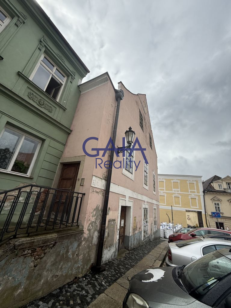 Historický dům „Masné krámy“ na náměstí v J. Hradci - obrázek č.15