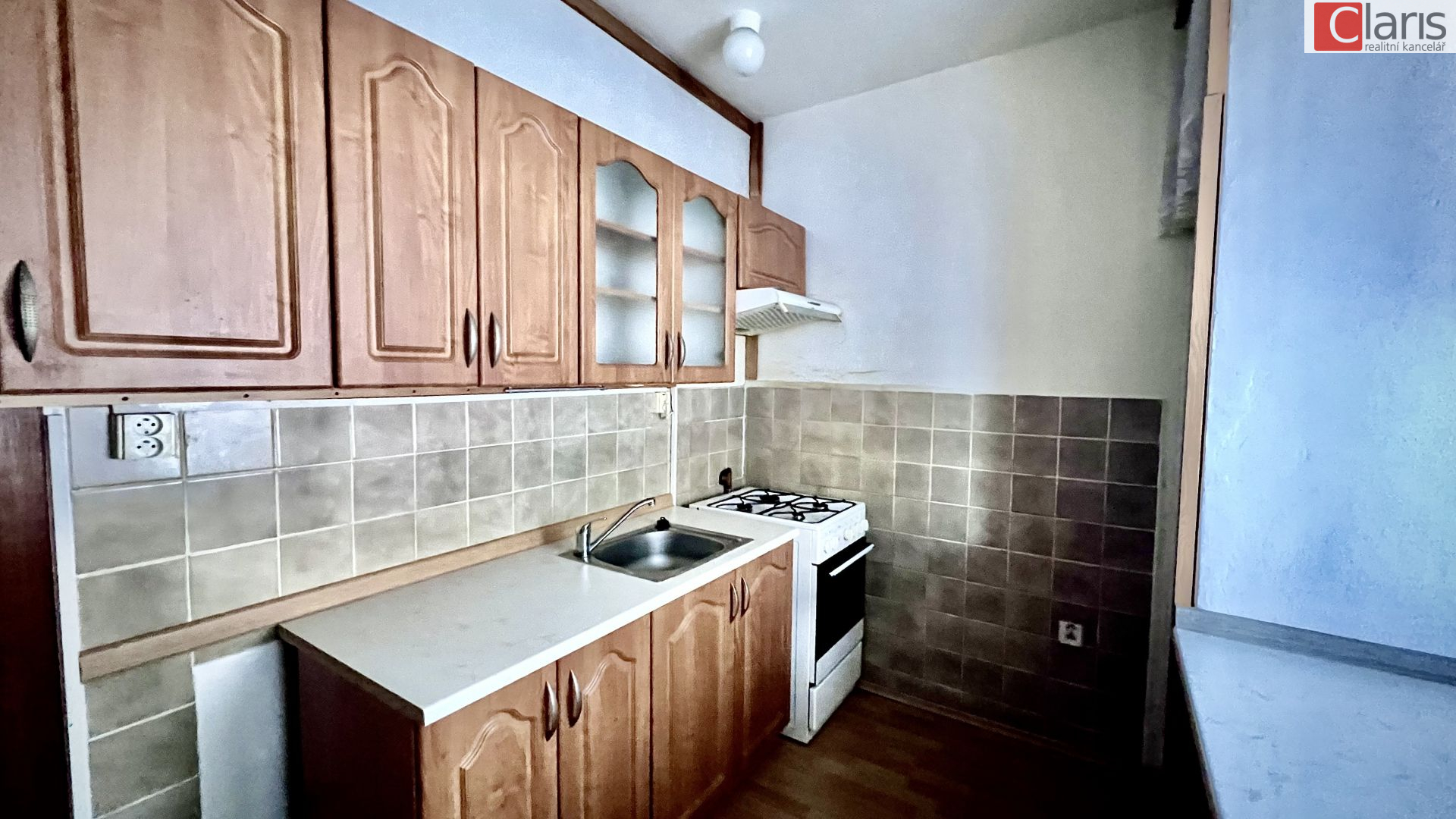 Pronájem 2+1, ul.Kadláčkova, Kopřivnice - titulní obrázek--
