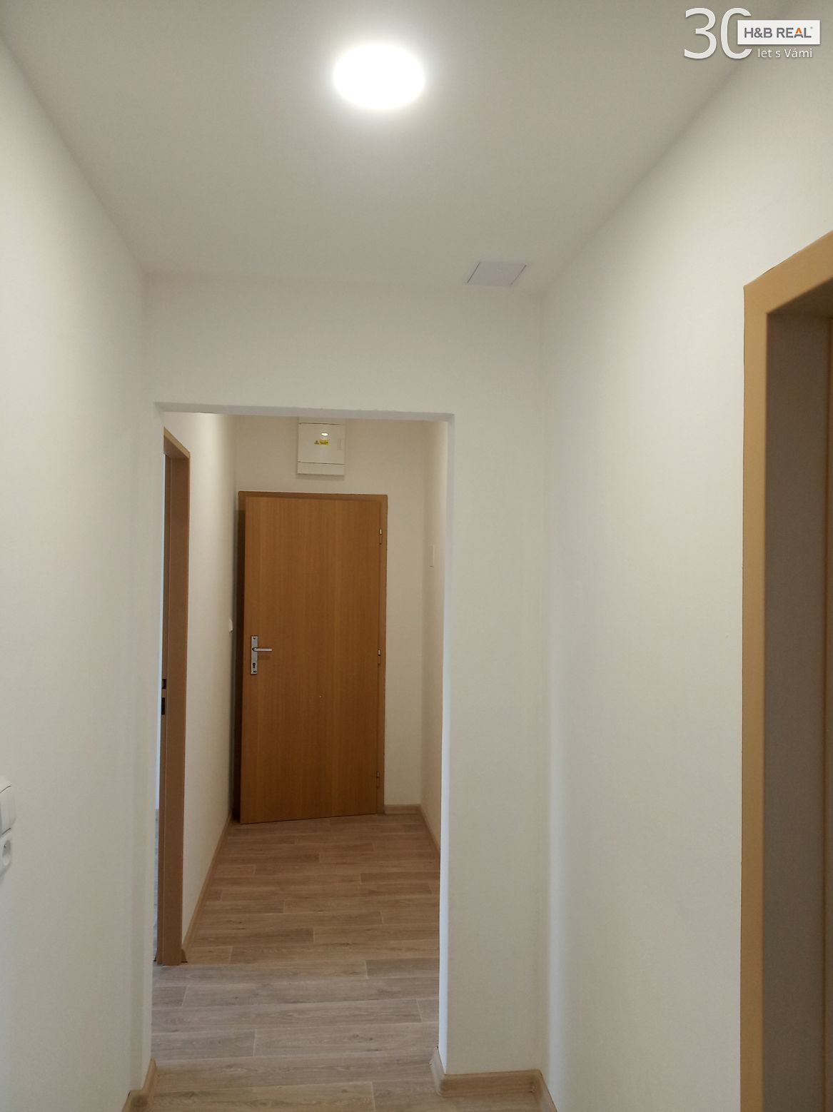 Pronájem rekonstruovaného bytu 3+kk s lodžií (Hranice, 76m2) - obrázek č.10
