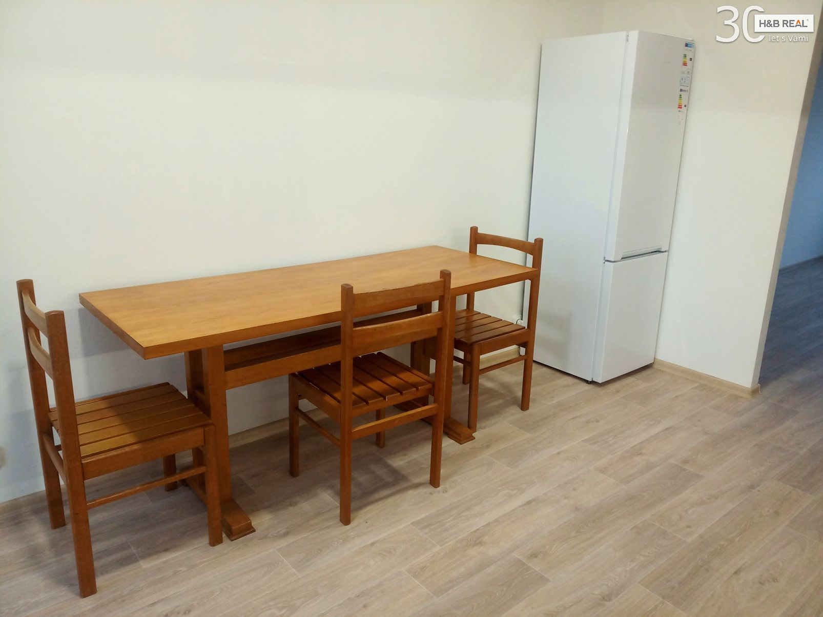 Pronájem rekonstruovaného bytu 3+kk s lodžií (Hranice, 76m2) - obrázek č.11