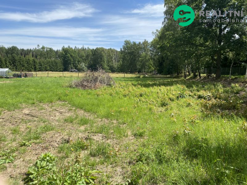 prodej_stavebniho_pozemku_1735 m²___horni_nemojov