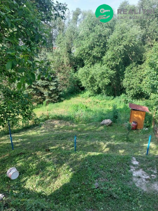 Zahrada se zděnou chatkou - obrázek č.5