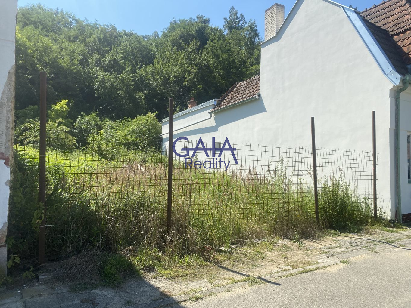 Prodej stavebního pozemku 505 m² Lovčice - obrázek č.2