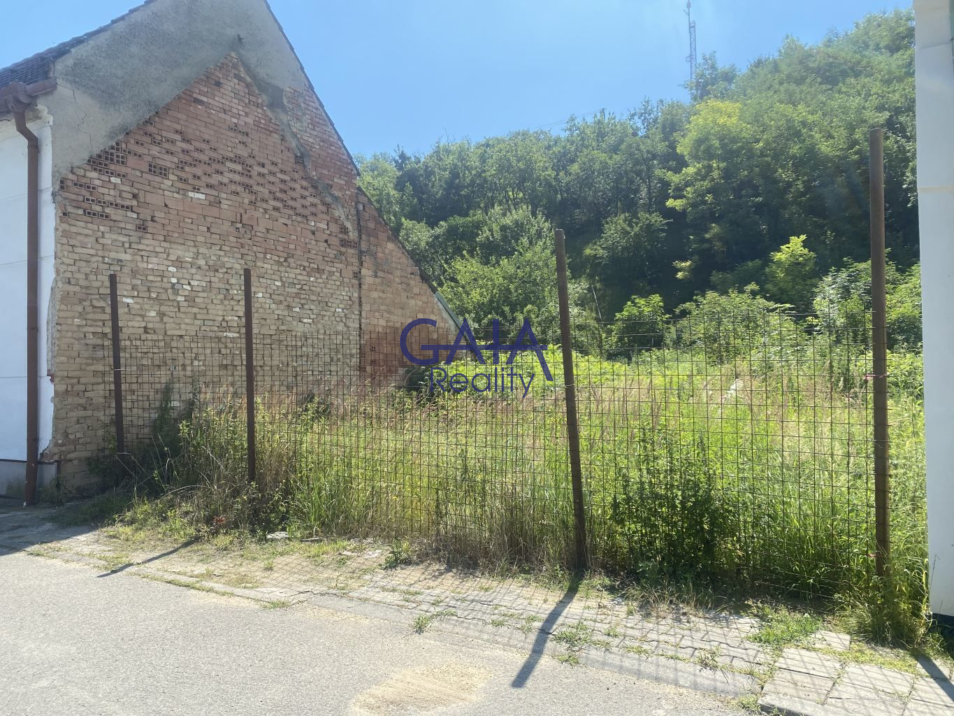 Prodej stavebního pozemku 505 m² Lovčice - obrázek č.3
