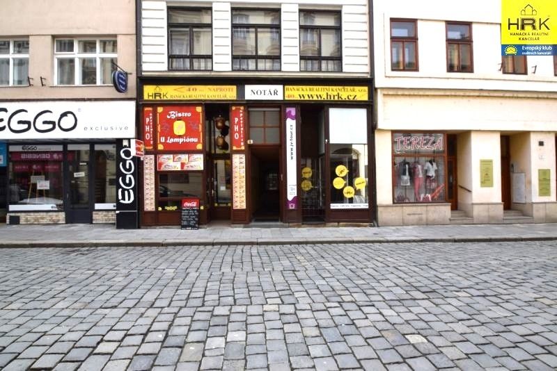 Pronájem obch. prostoru v centru Olomouce, Riegrova ulice - titulní obrázek--