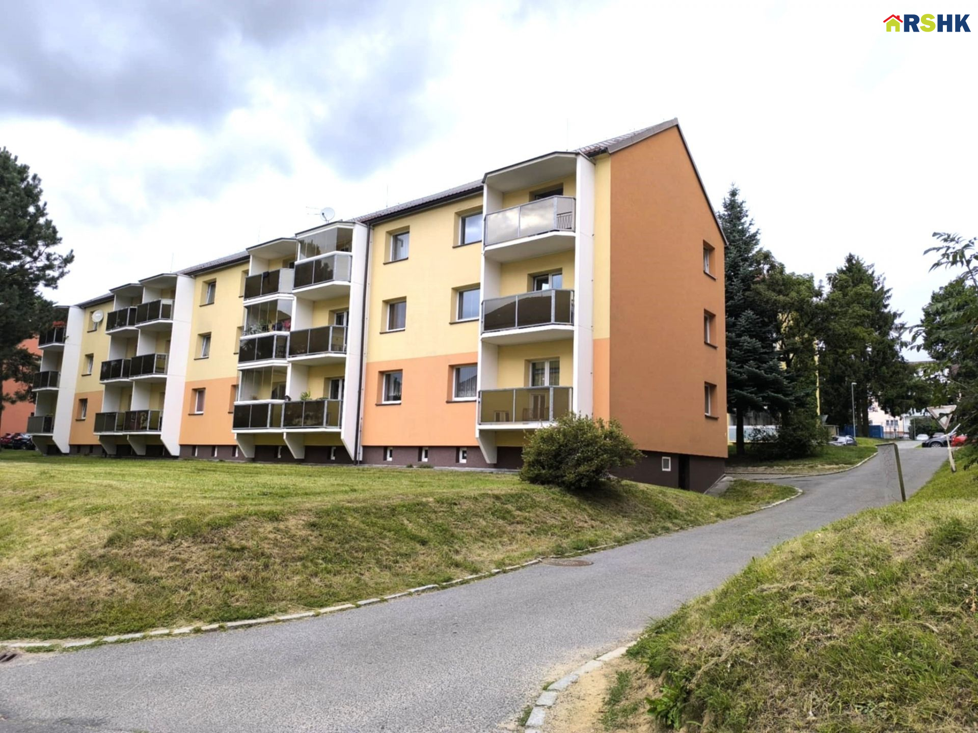 Pronájem bytu 2+1 ulice Brodská Žďár nad Sázavou - titulní obrázek--
