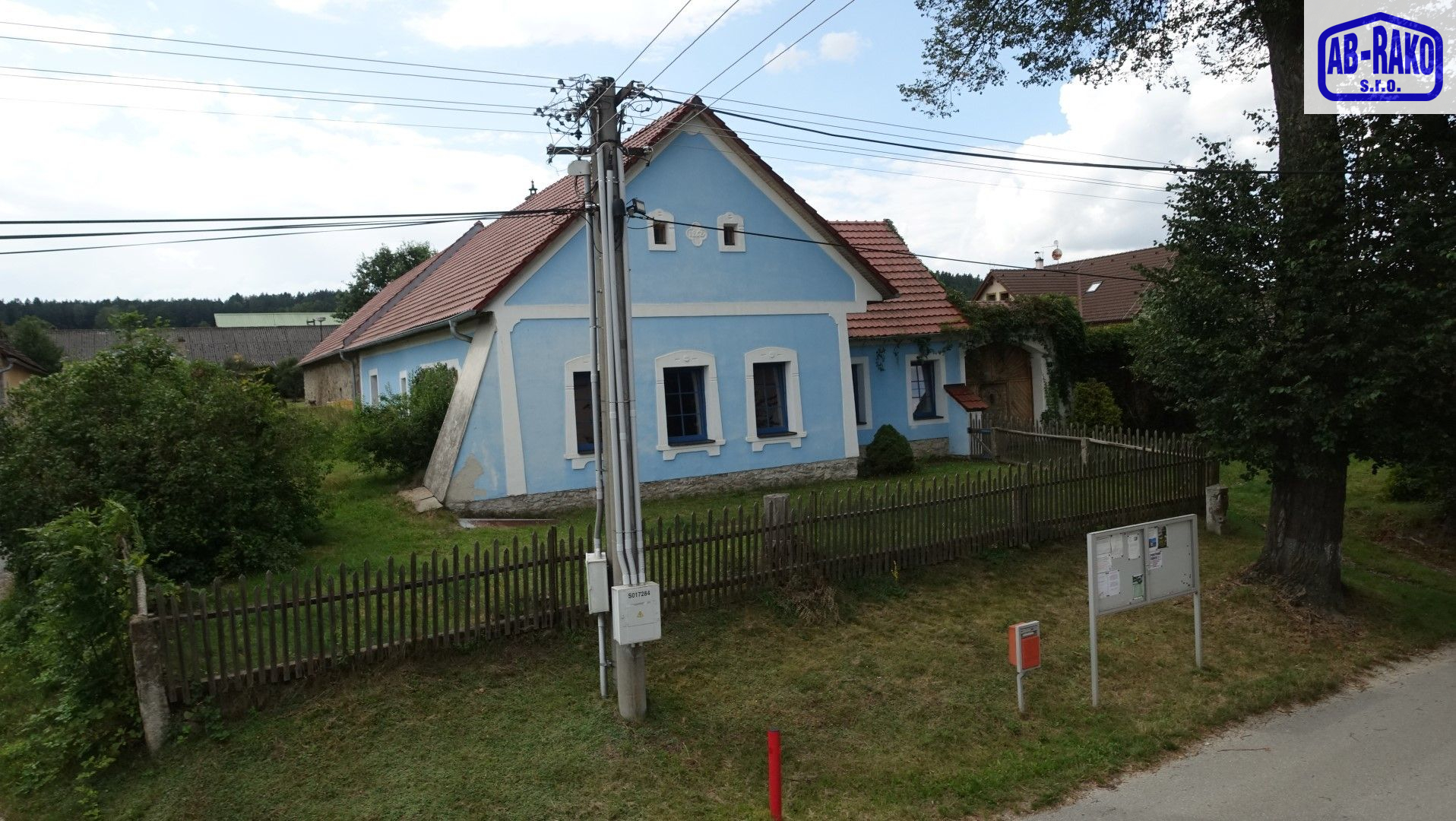 NEJSEM PRO KAŽDÉHO - hledám POKRAČOVATELE. SEDLO - titulní obrázek--