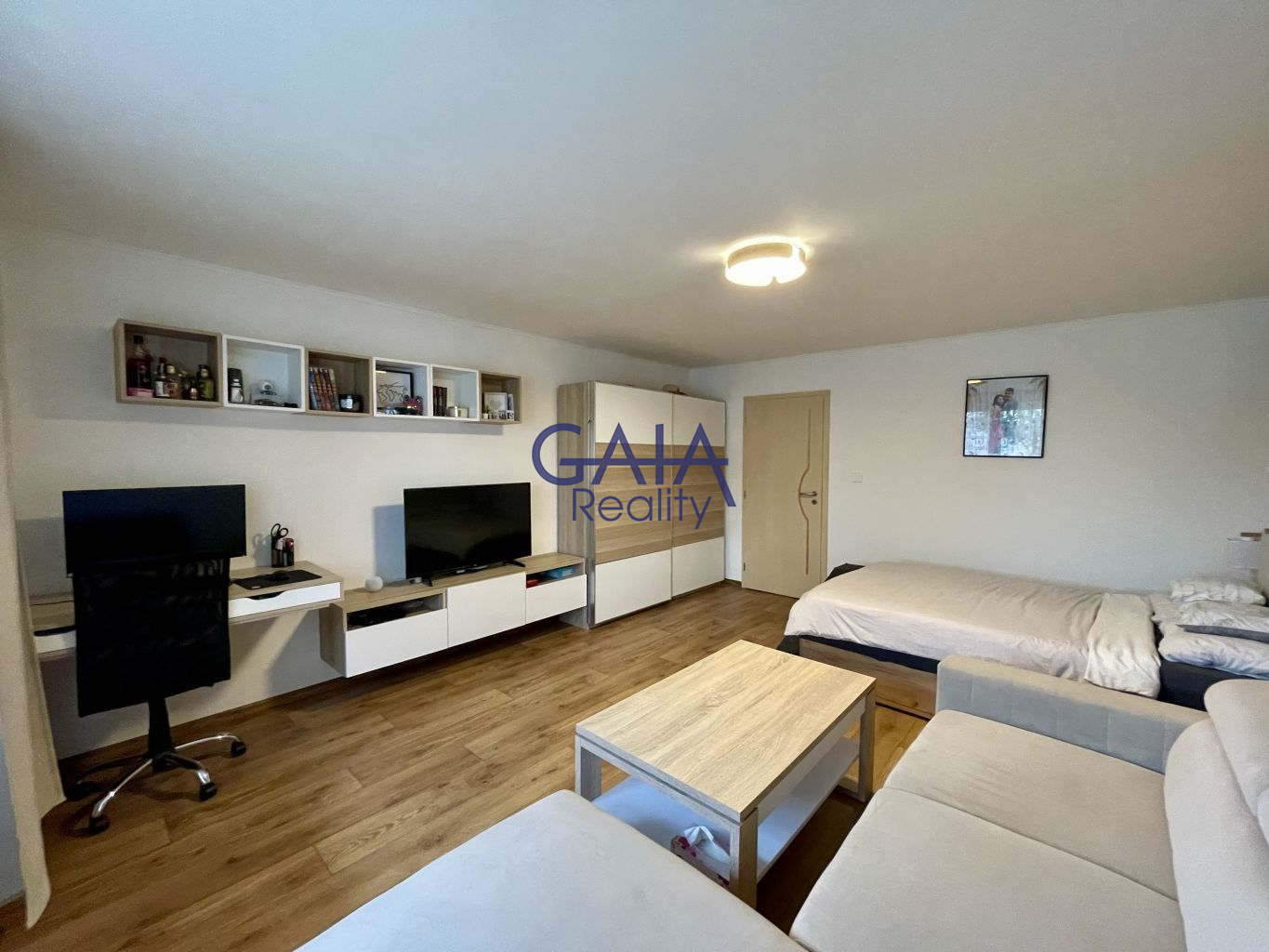 Rodinný dům se dvěma byty - obrázek č.18