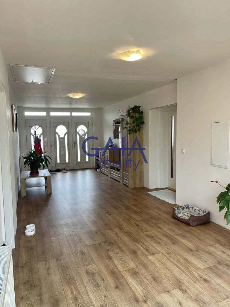 Rodinný dům se dvěma byty - obrázek č.21