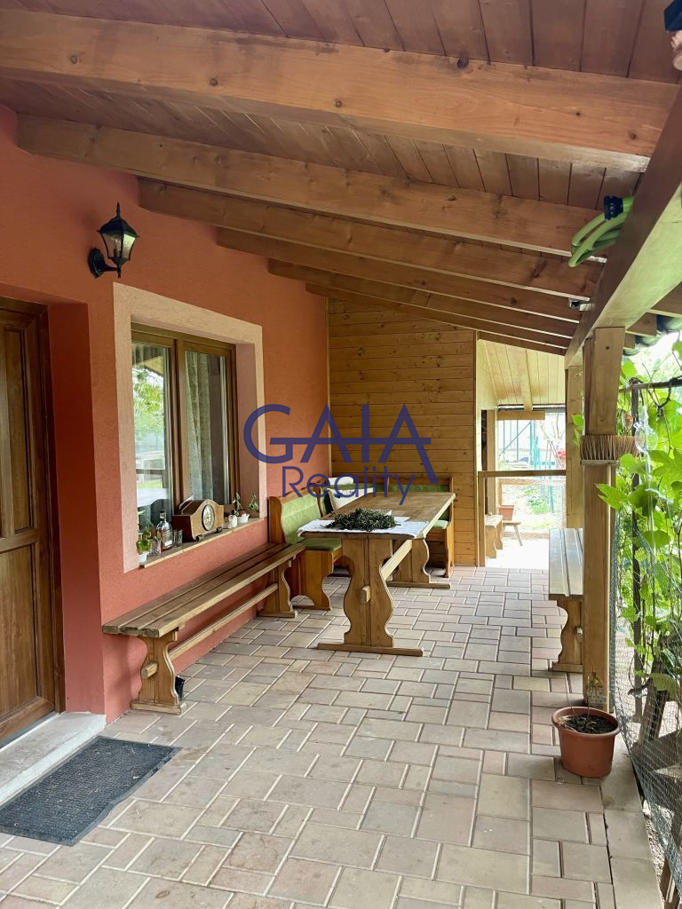 Rodinný dům se dvěma byty - obrázek č.24