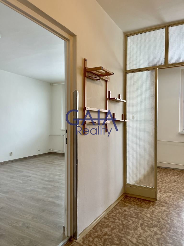 Pronájem bytu s balkonem v centru města - obrázek č.7