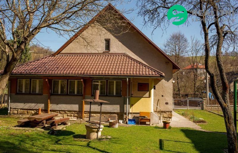 Prodej rodinného domu 124 m², pozemek 2324 m² Valašská Senice - obrázek č.3