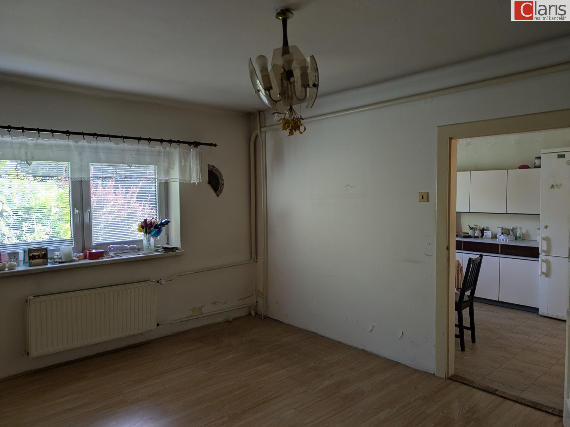Prodej rodinného domu s rozsáhlými stavebními pozemky - obrázek č.15