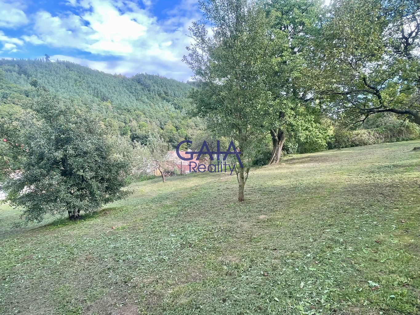 Pozemek k rekreaci- stavební místa - obrázek č.9