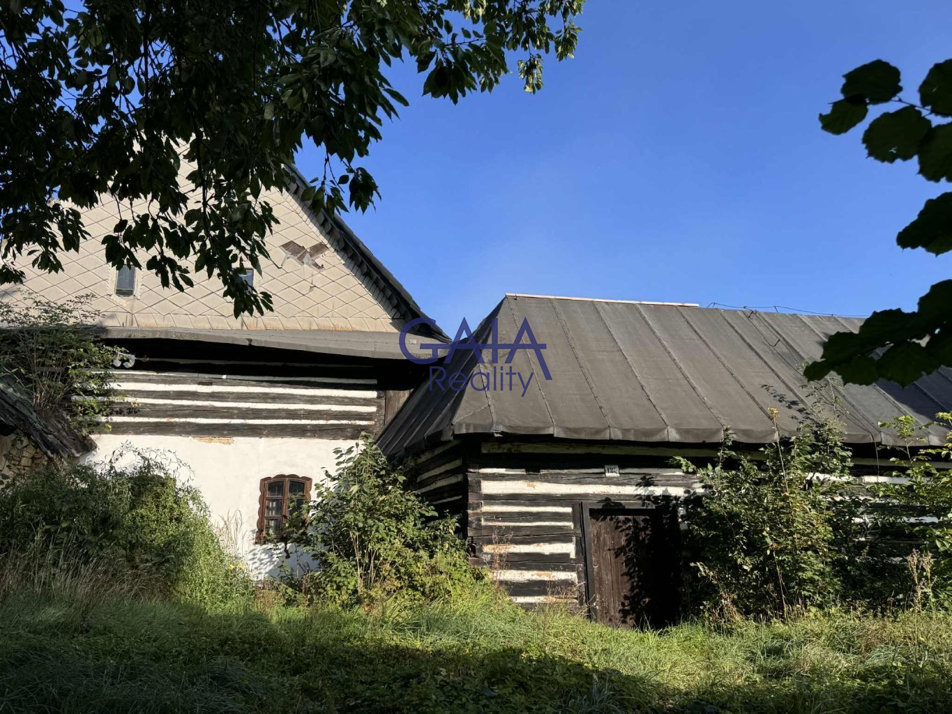 Prodej netradiční historické památky, krásné roubenky - obrázek č.2