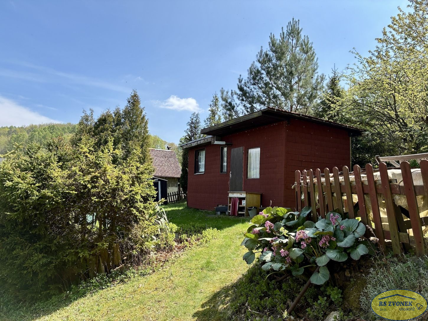 Prodej zahrady 368 m2 s chatkou v obci Řídeč - titulní obrázek--