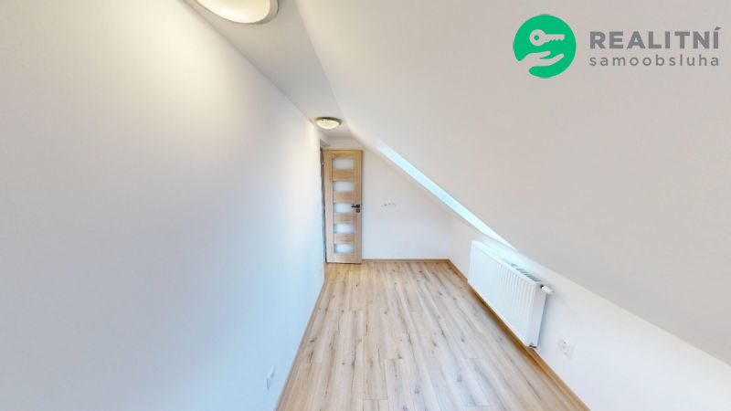Komfortní a vzdušný byt 3+1 s terasou, 118 m2 - obrázek č.13