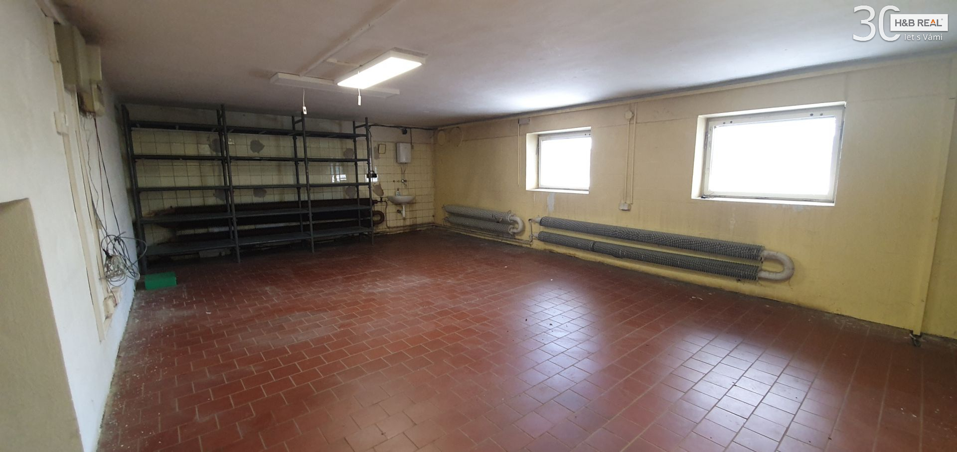 Pronájem skladových prostor 550 m2, Vsetín, ul. 4. Května - obrázek č.12