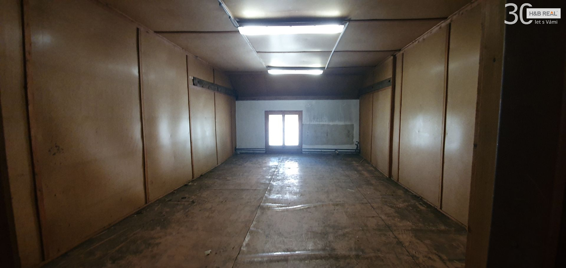 Pronájem skladových prostor 550 m2, Vsetín, ul. 4. Května - obrázek č.14