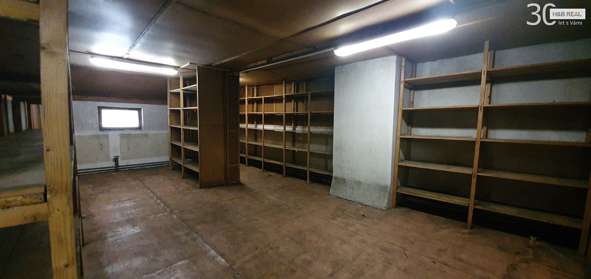 Pronájem skladových prostor 550 m2, Vsetín, ul. 4. Května - obrázek č.15