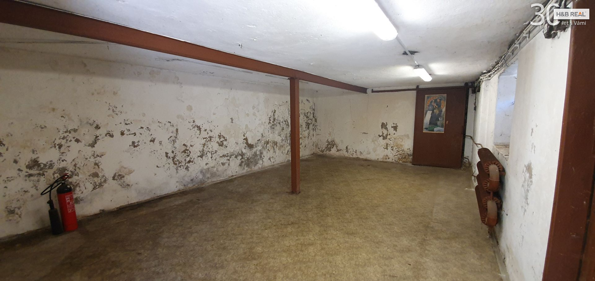 Pronájem skladových prostor 550 m2, Vsetín, ul. 4. Května - obrázek č.22