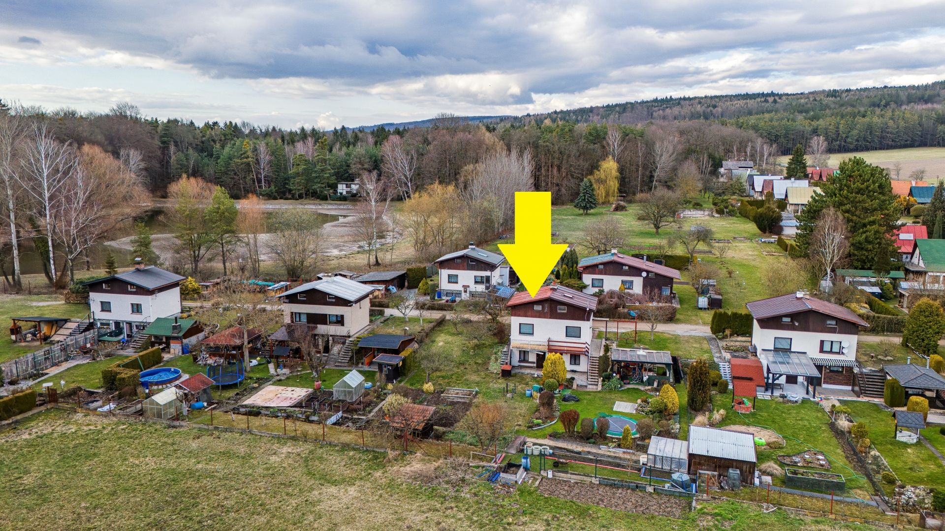 Prodej rekreační chaty v Týništi nad Orlicí - Rašovice - titulní obrázek--