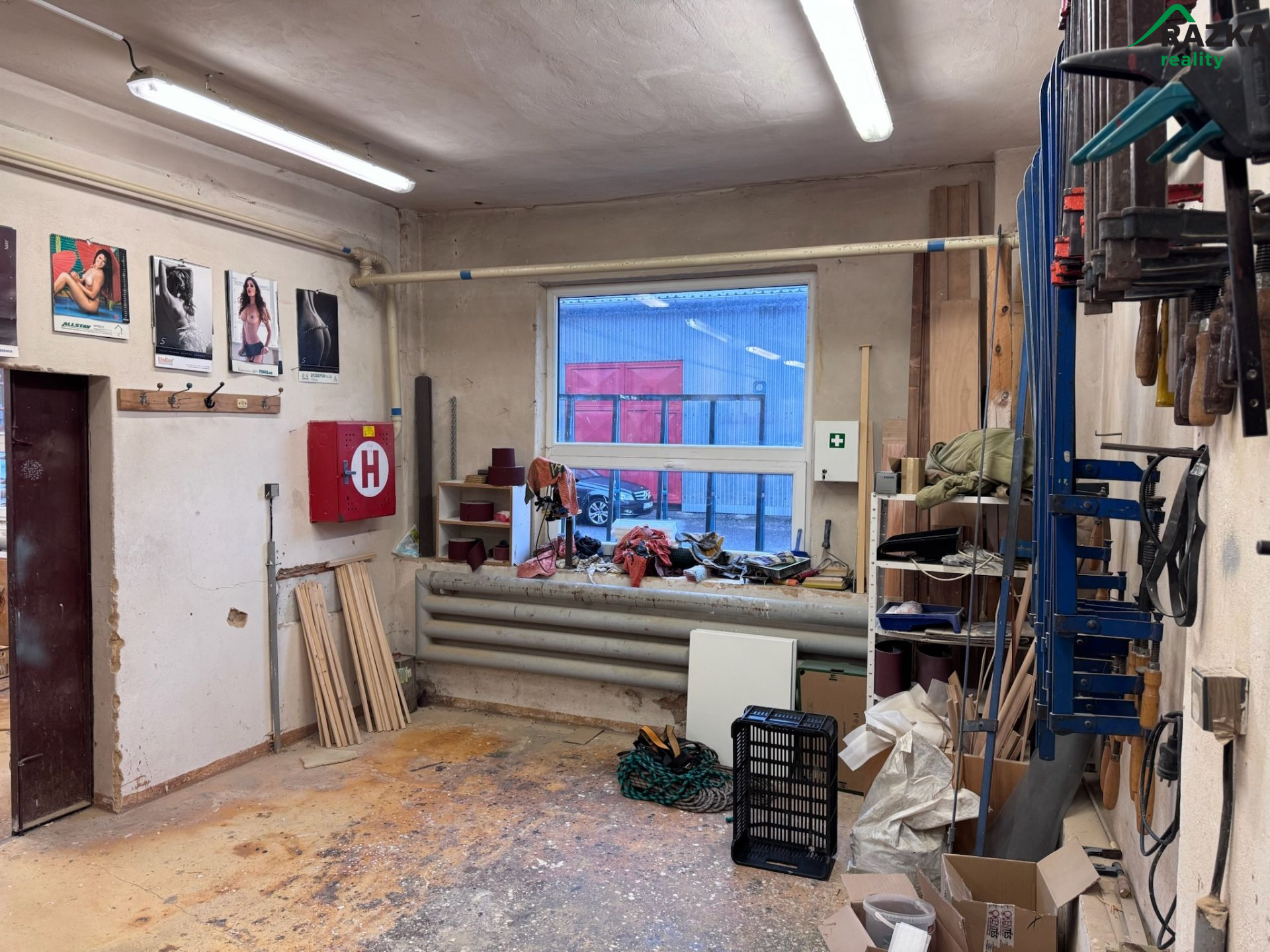 Pronájem zavedené truhlárny Bor u Tachova ( 280m2) - obrázek č.9