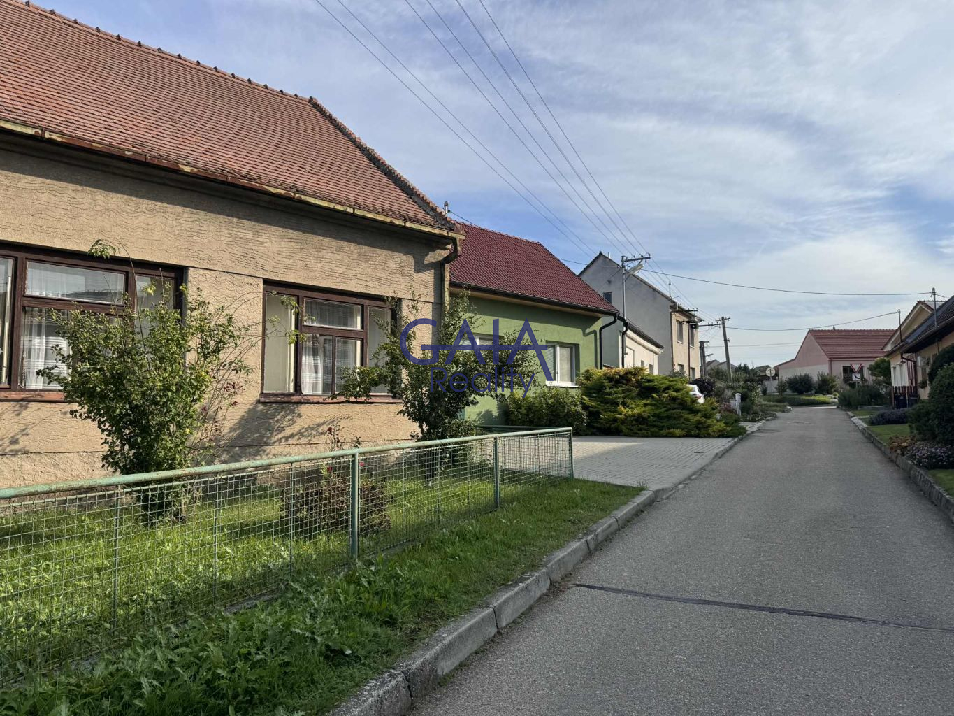 K prodeji rodinný dům 2+1 k rekonstrukci v klidné části obce - obrázek č.19