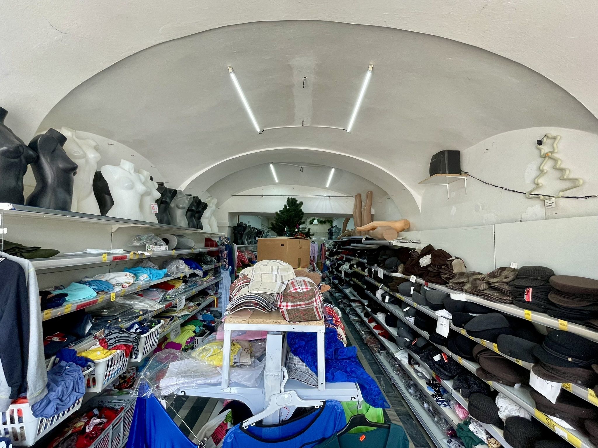 Prodej, Obchodní prostor, 800m2, Bruntál - obrázek č.10