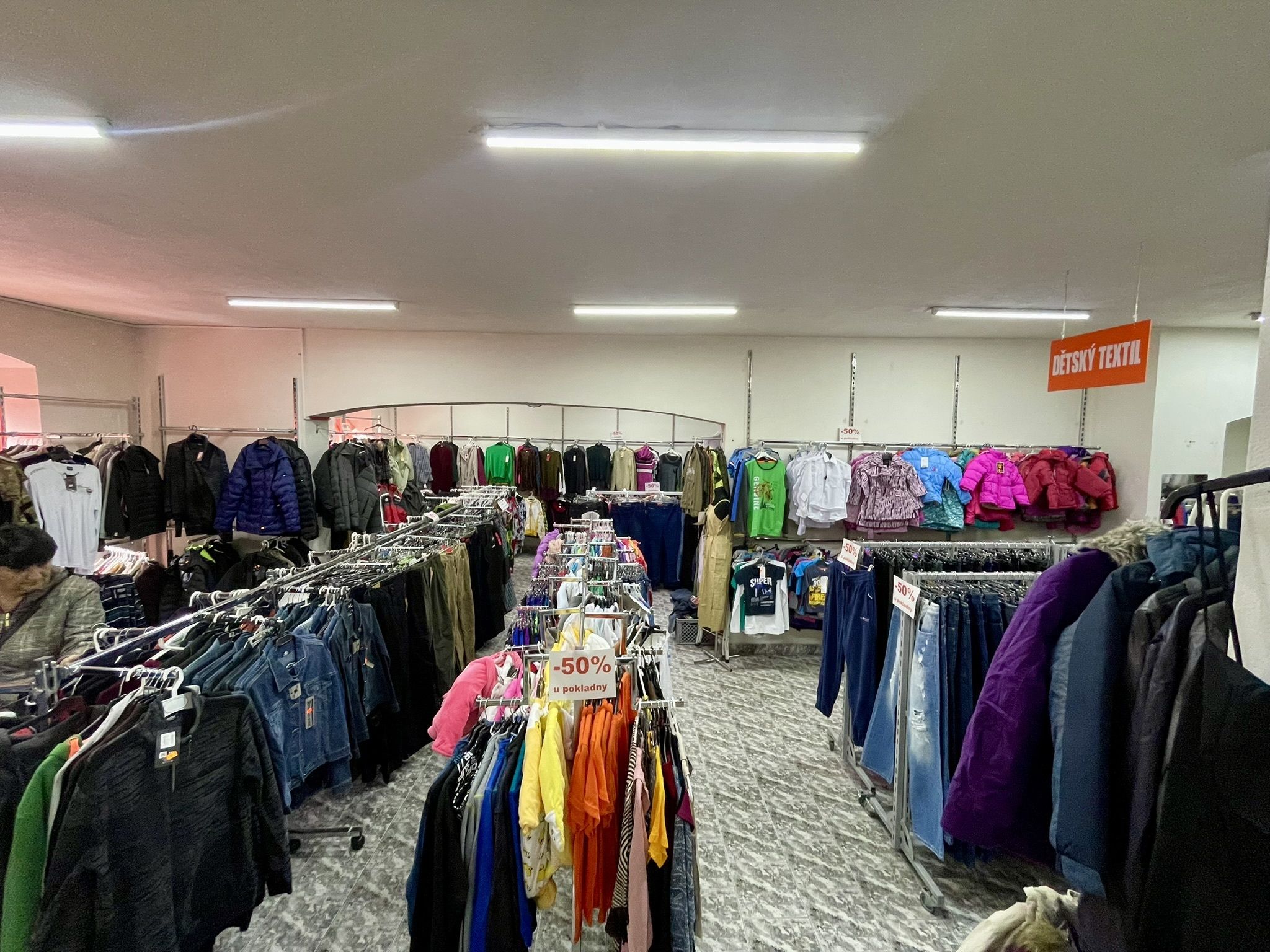 Prodej, Obchodní prostor, 800m2, Bruntál - obrázek č.13