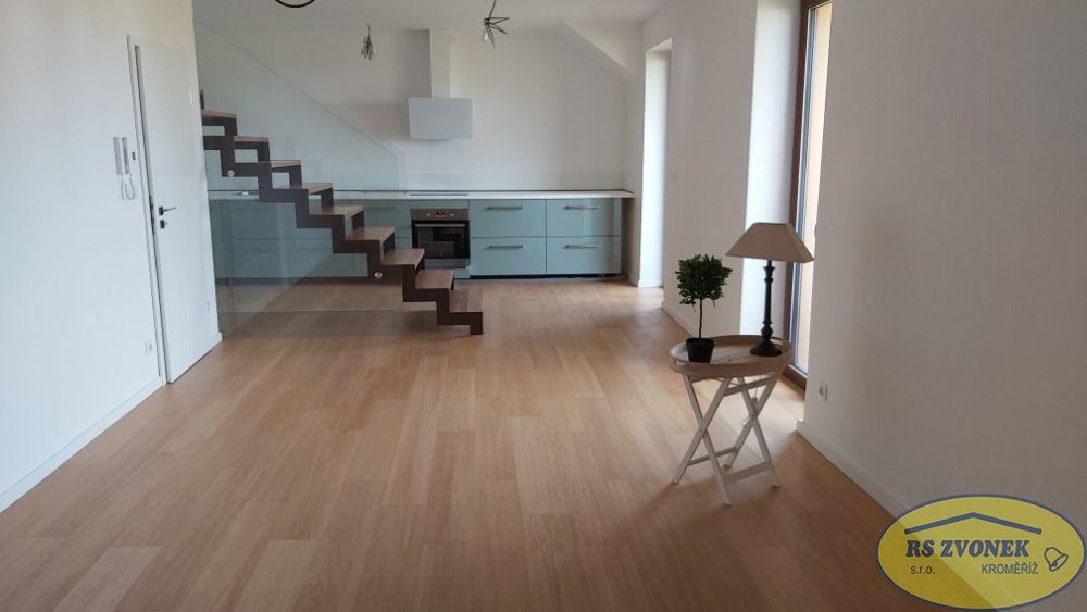 Pronájem nadstandard. mezonetového BOV 3+KK , Štěchovice, KM - obrázek č.4
