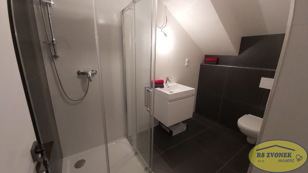 Pronájem nadstandard. mezonetového BOV 3+KK , Štěchovice, KM - obrázek č.8