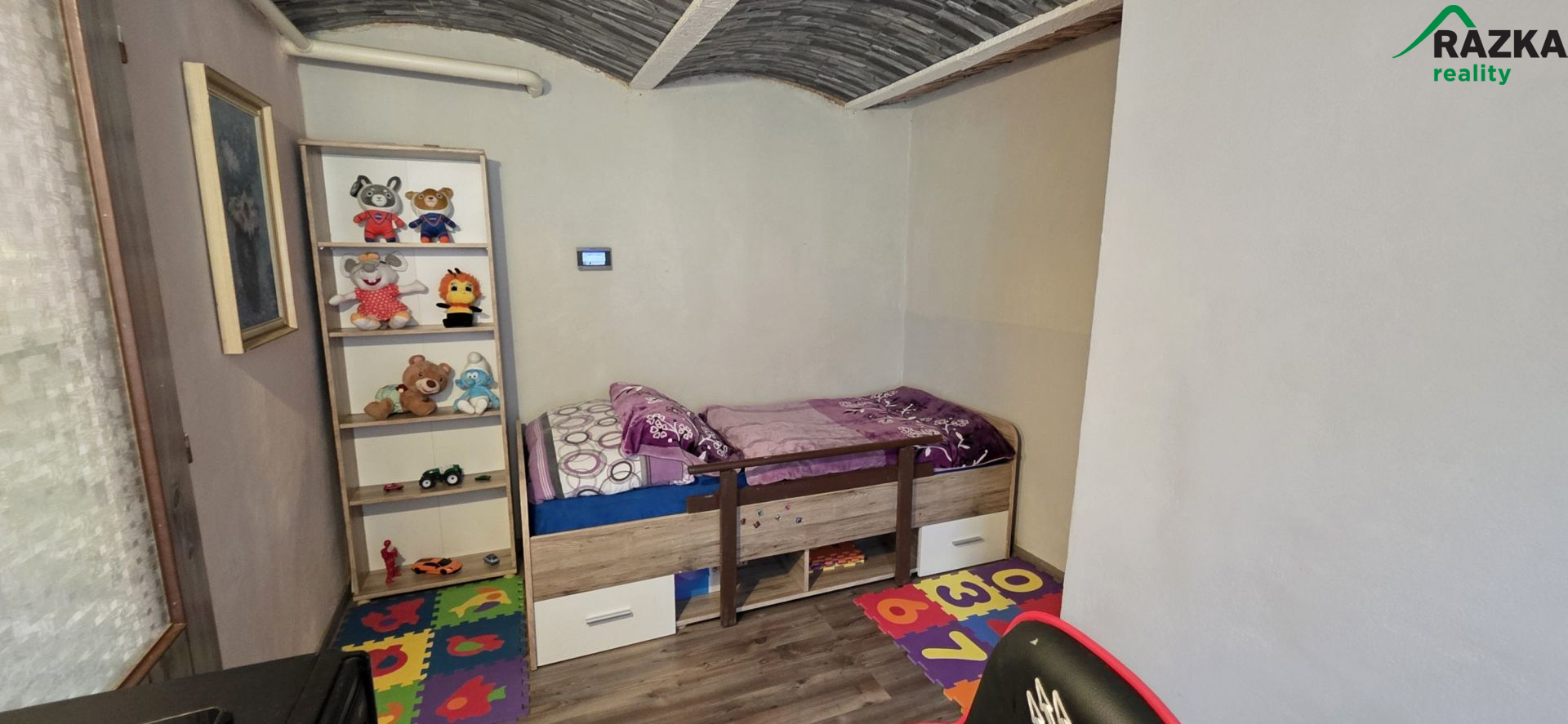 Rodinný dům 5+1 (280 m2) se zahradou Tisová - Hlinné - obrázek č.8