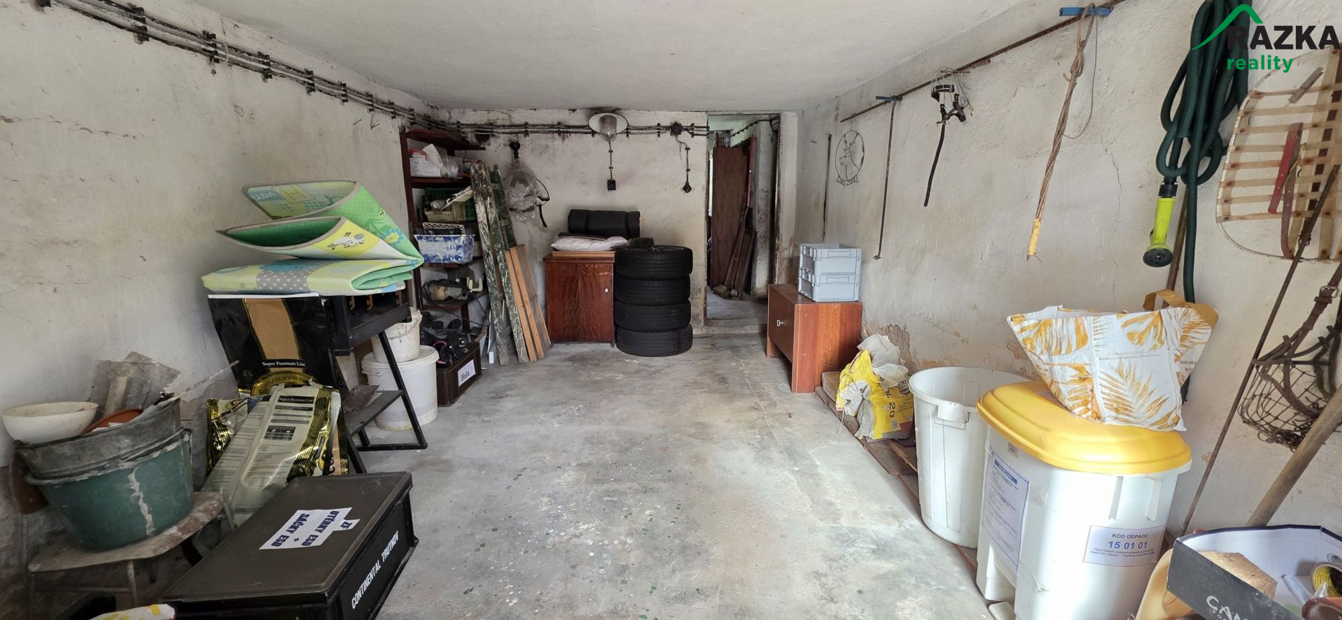 Rodinný dům 5+1 (280 m2) se zahradou Tisová - Hlinné - obrázek č.18