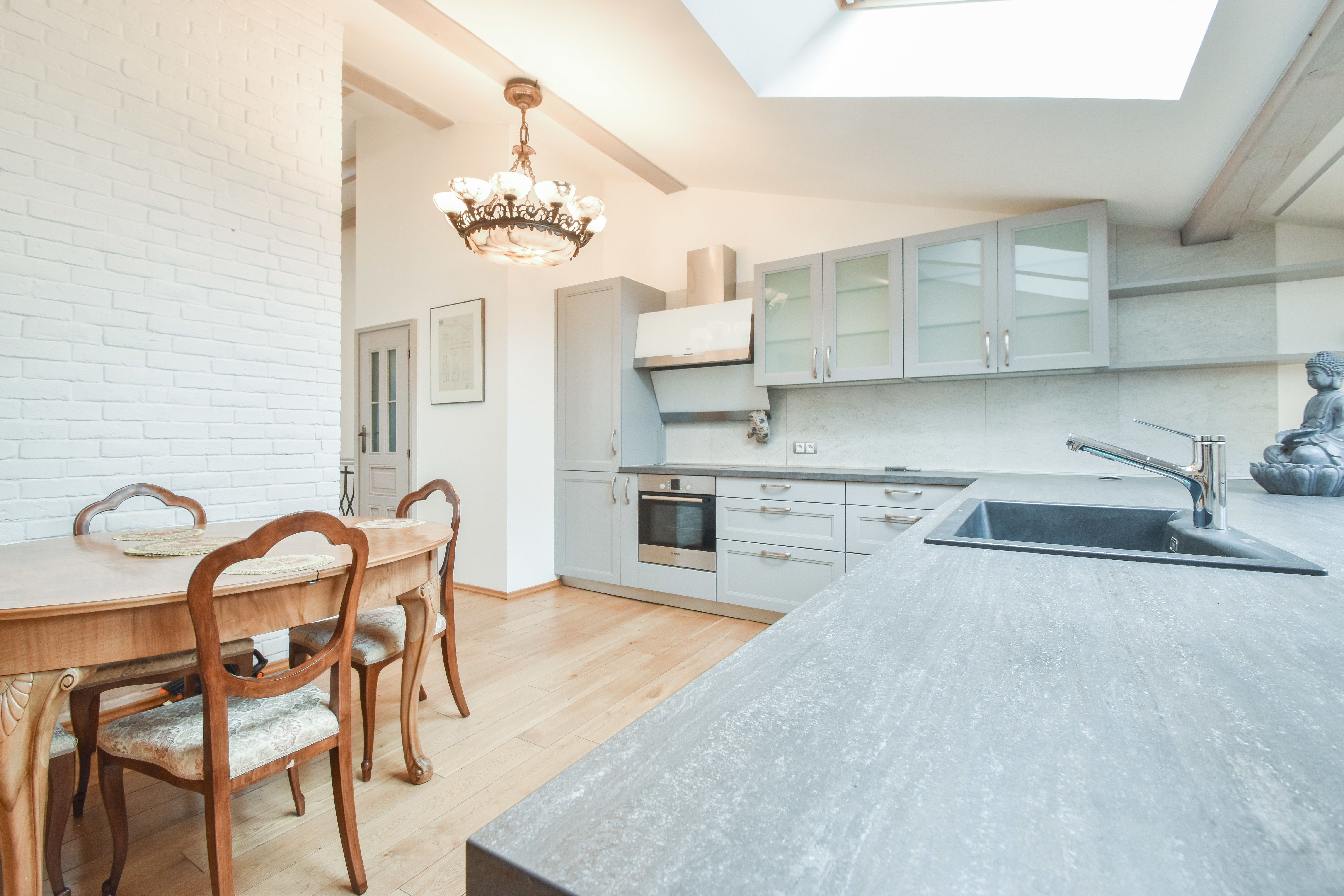 Zrekonstruovaný dům v centru Olomouce, ul. Šemberova - obrázek č.4