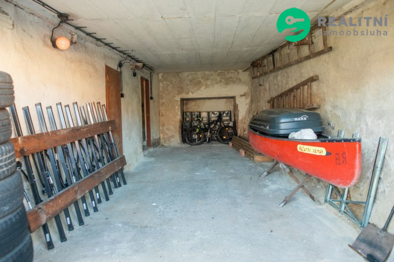 Roubenka s duší v centru města Vimperk - obrázek č.24