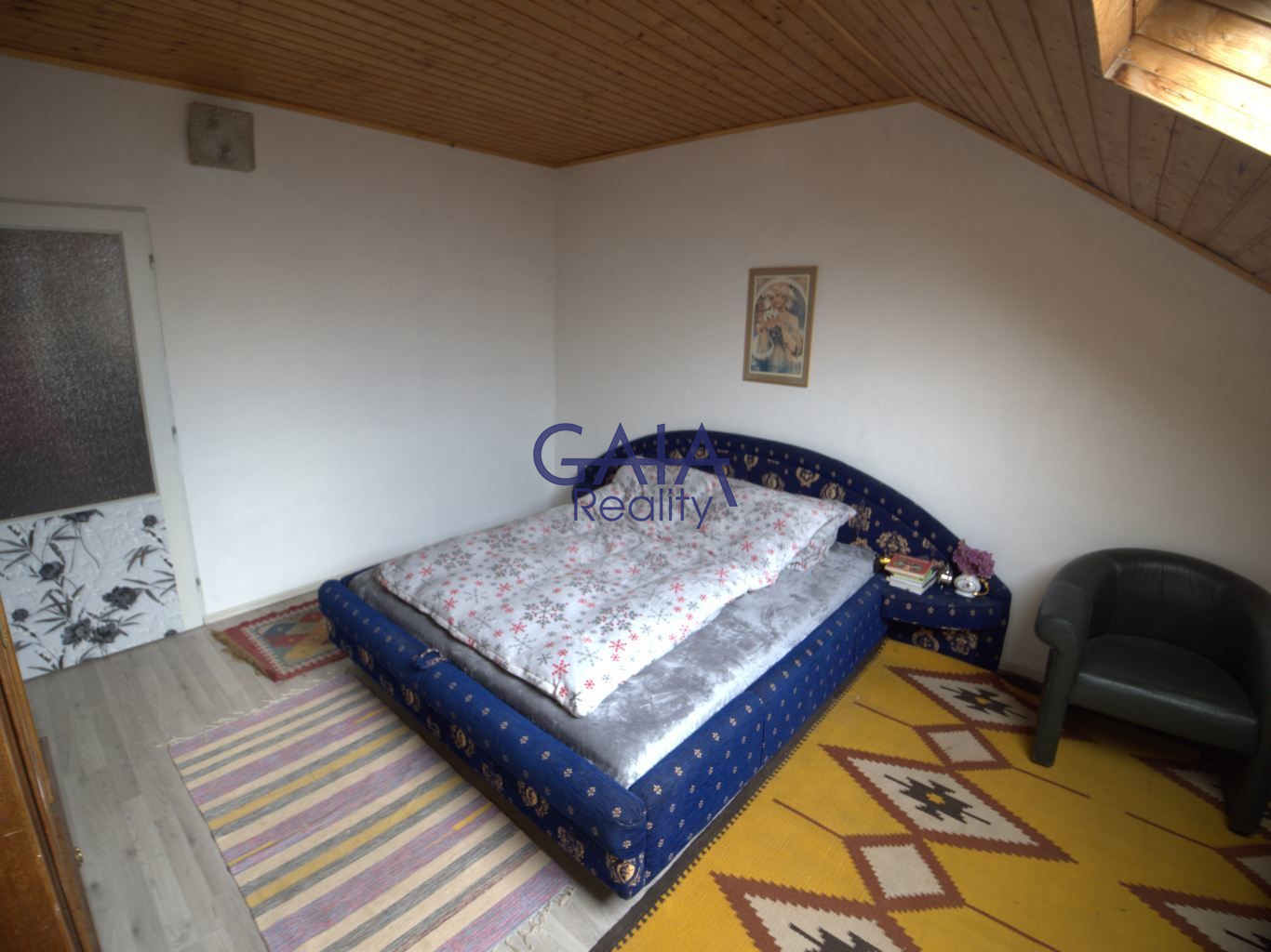 Rodinný dům 7+1 kousek od města i dálnice - obrázek č.3