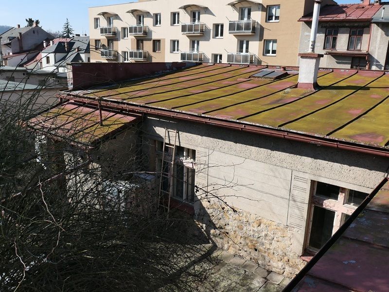 Prodej rodinného domu Náchod, Alšova ul. - titulní obrázek--