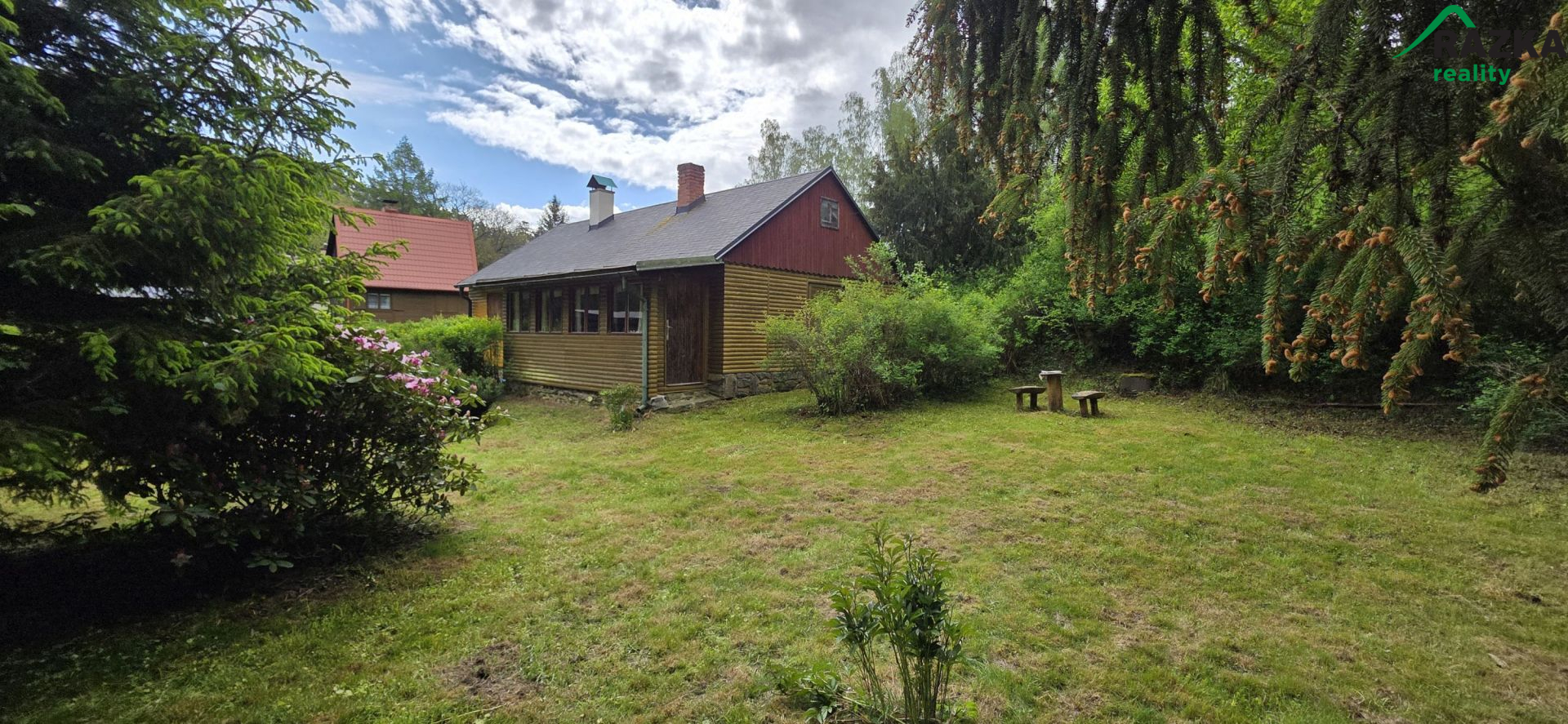 Rekreační chata (40 m2) v k. ú. Damnov, okr. Tachov - titulní obrázek--