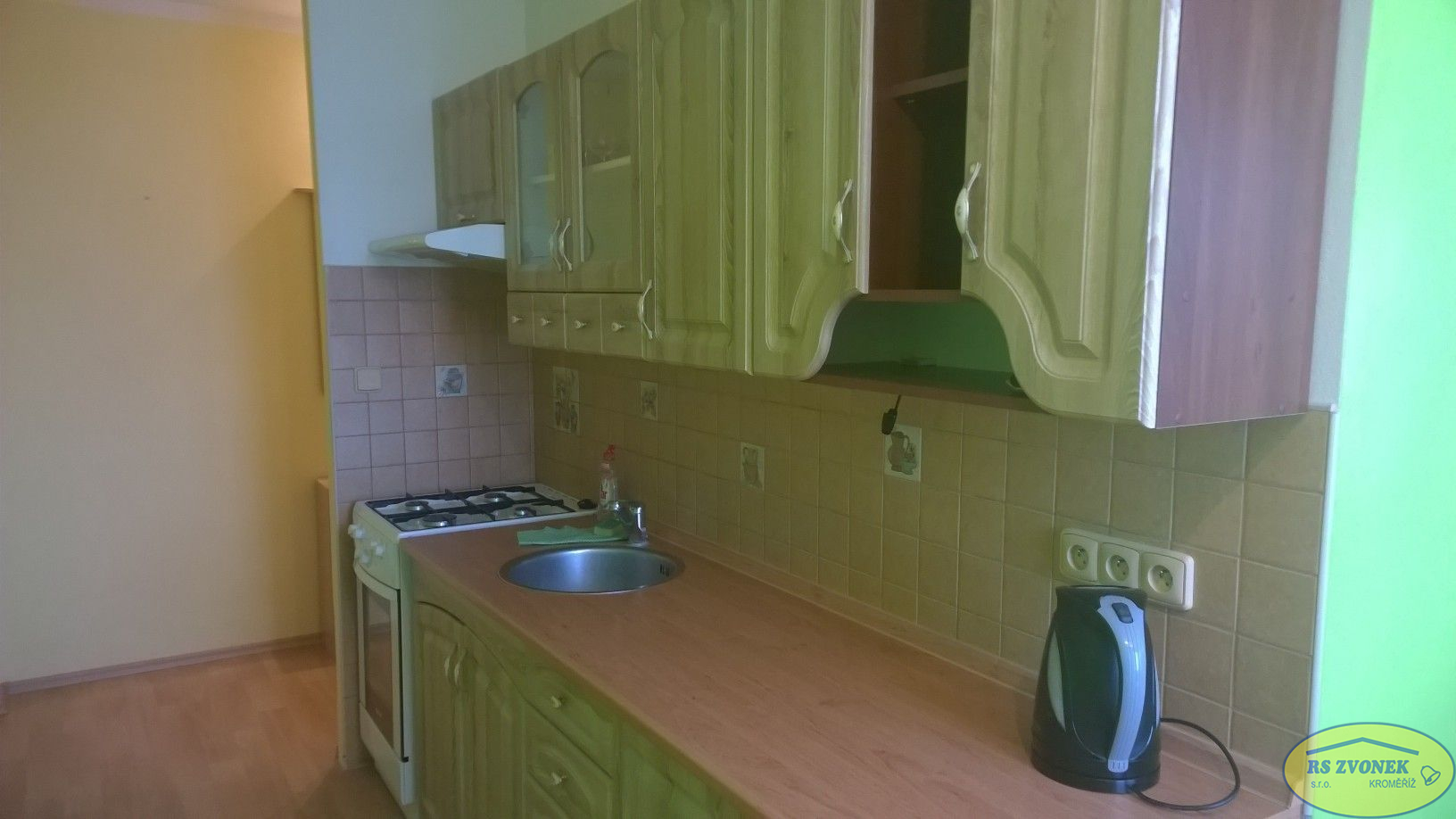 Prodej bytu 2+1 Otrokovice, Smetanova - titulní obrázek--